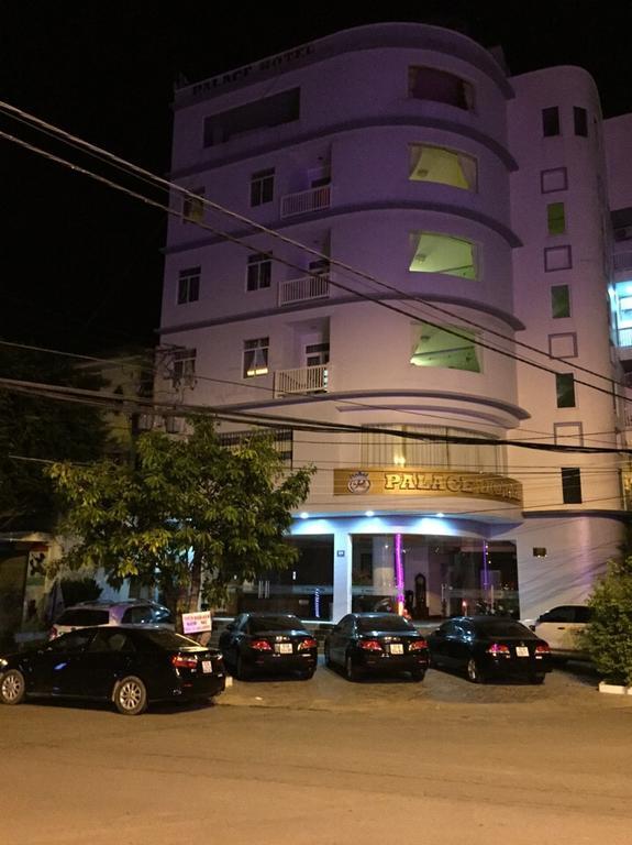 Palace Hotel ラックザー エクステリア 写真